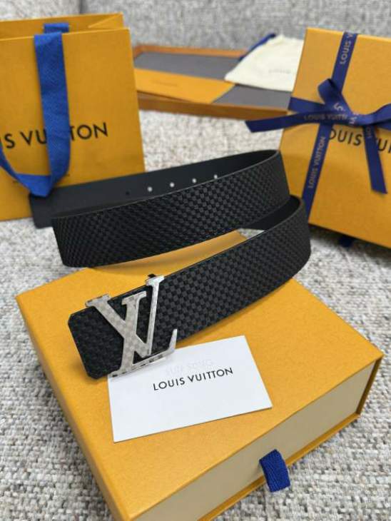 Picture of Louis Vuitton Belts _SKUfw229392327fw